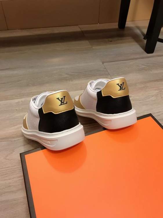 Picture of Louis Vuitton Shoes _SKULVsz38-44mnf0111216791